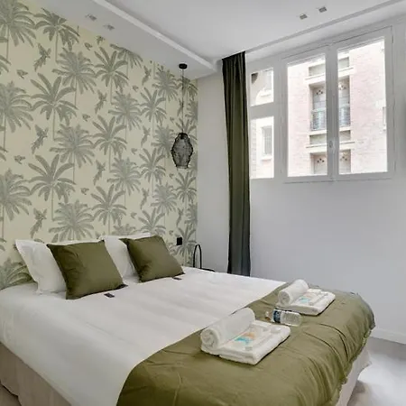 190 Fontaine - Superb In Paris. Apartmán